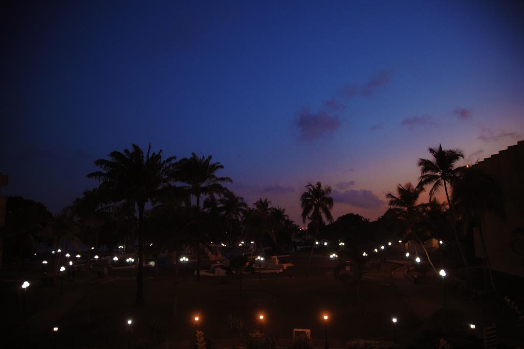 Heden Golf Hotel Abidjan Exterior photo
